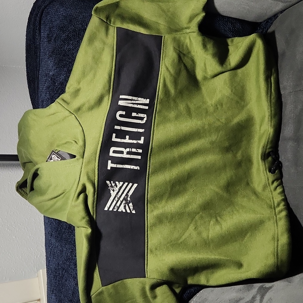 Treign arena cinch hoodie
